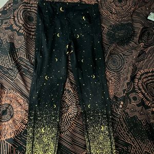 Maven Thread moon foil leggings
